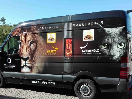 schwarzer Sprinter mit Digitalfotodruck