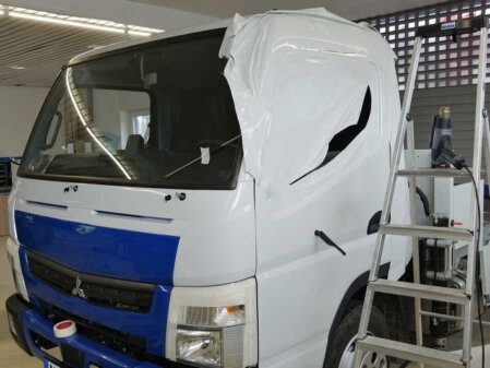 Canter Folierung Hexis HX 20428 B cloud grey gloss